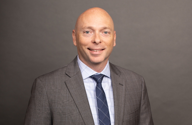 headshot of Dr. Neil Richey